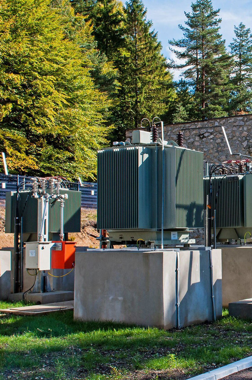 Transformatoare electrice instalate în aer liber. 